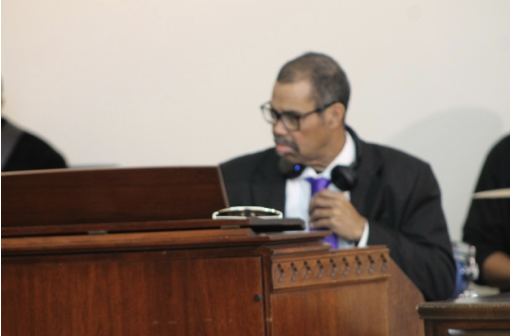 Organ/Piano: Tommy Carter
